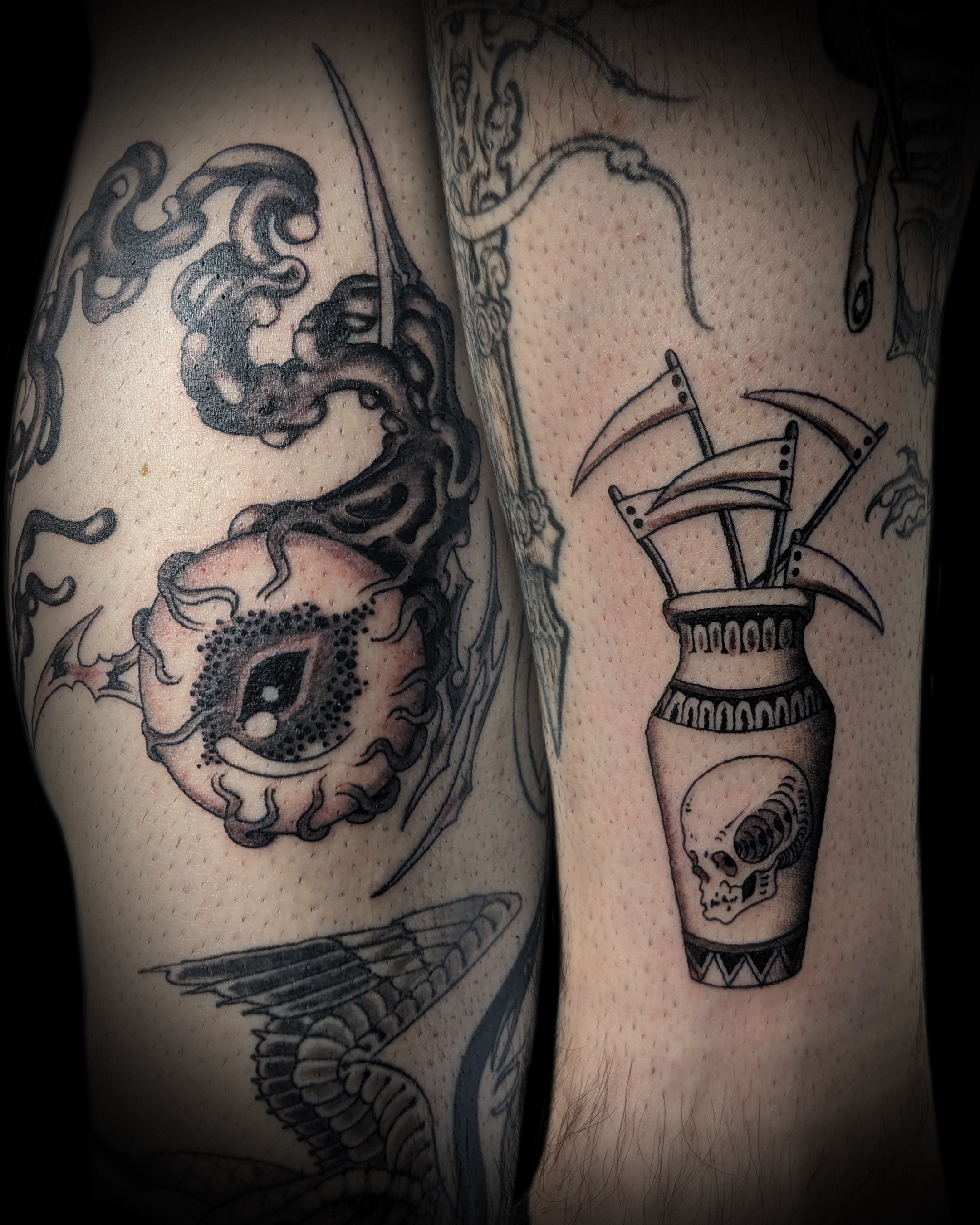 Vase eye tattoo